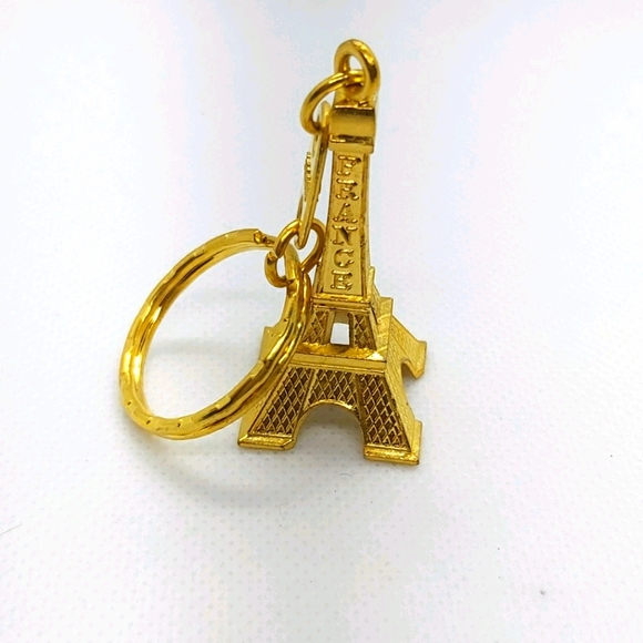 Eiffel Tower Keychain - Picture 2 of 2